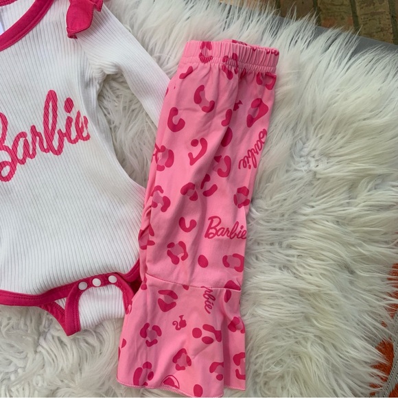 PatPat Barbie 2 Piece Set 0-3M - Picture 3 of 6
